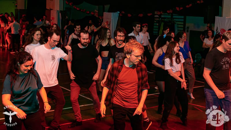 François (Redbird Studios)