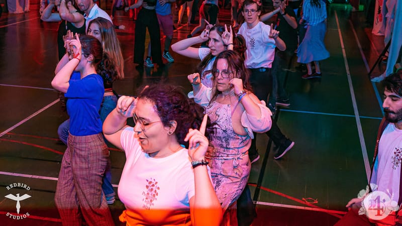 François (Redbird Studios)