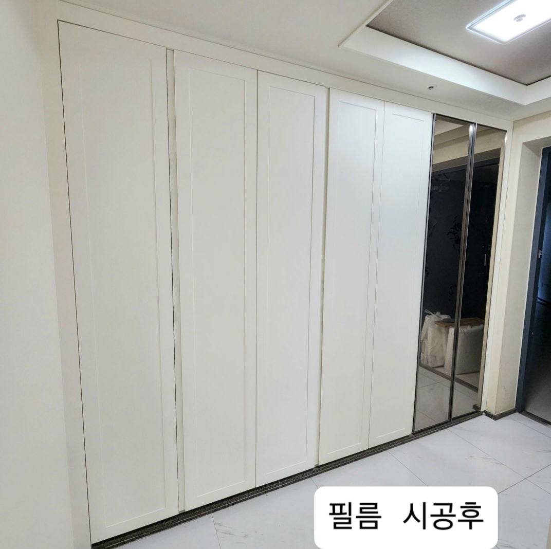 주방씽크대, 붙박이장, 신발장, 화장대, 서랍장, 복도 외벽 전체