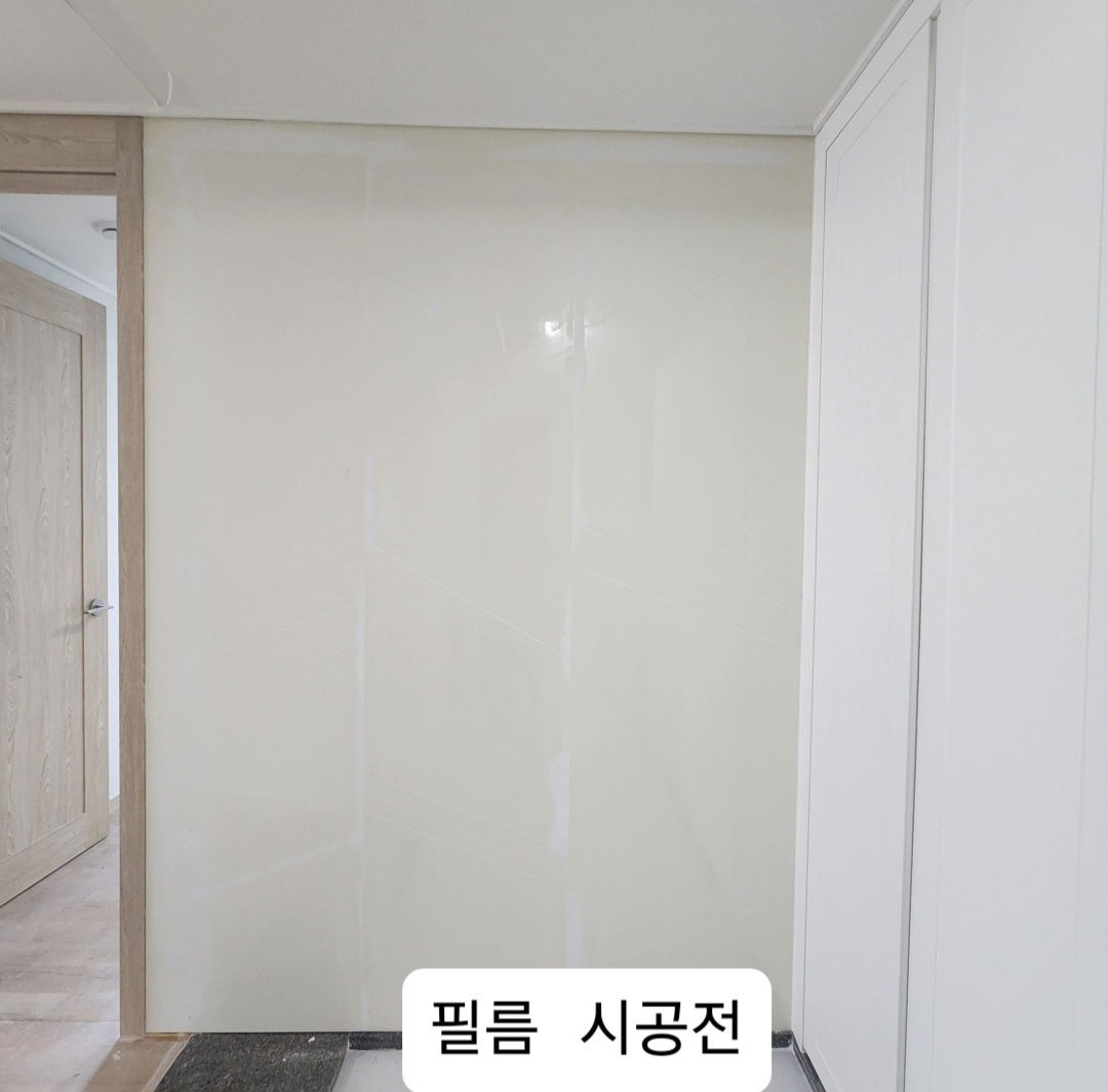 주방씽크대, 붙박이장, 신발장, 화장대, 서랍장, 복도 외벽 전체