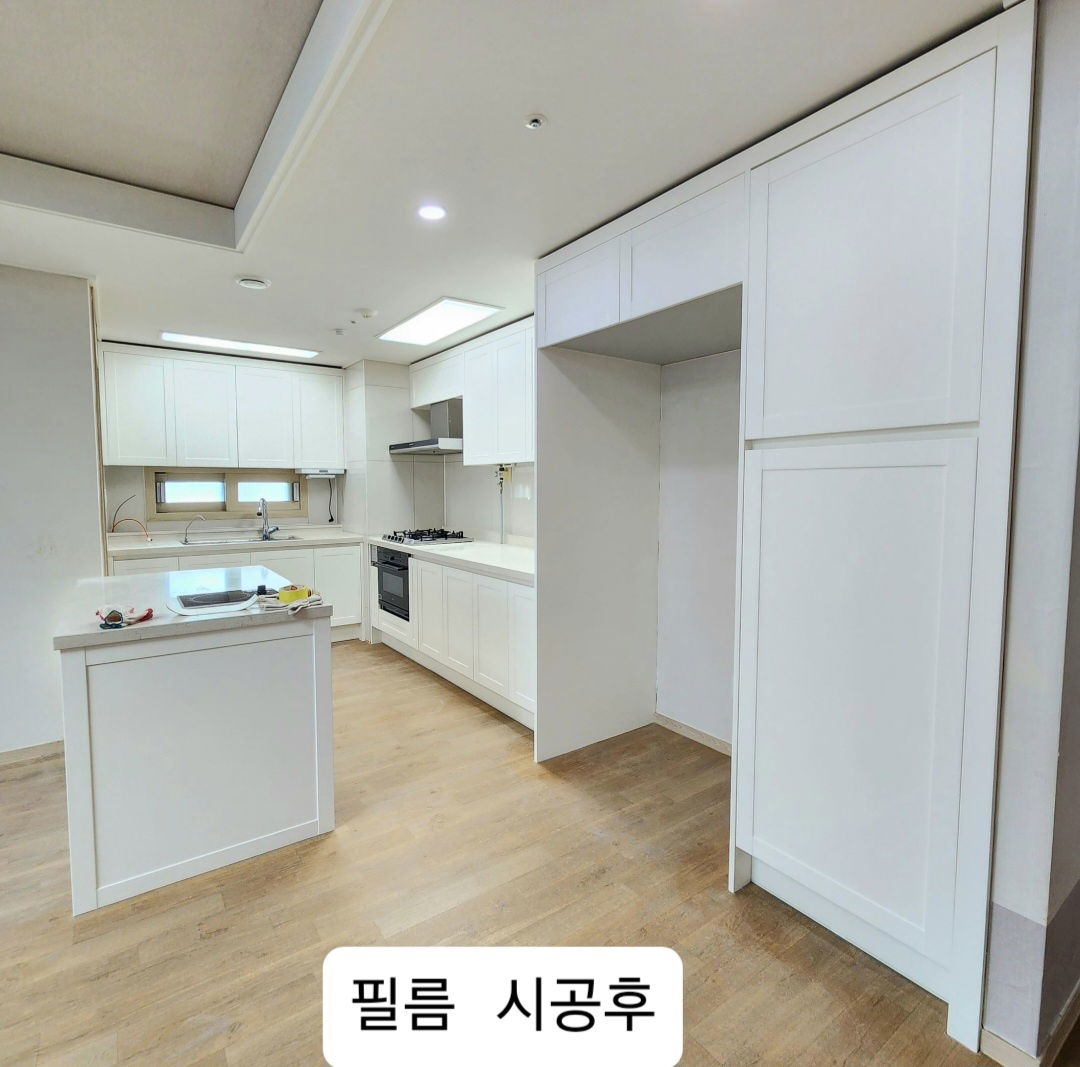 주방씽크대, 붙박이장, 신발장, 화장대, 서랍장, 복도 외벽 전체