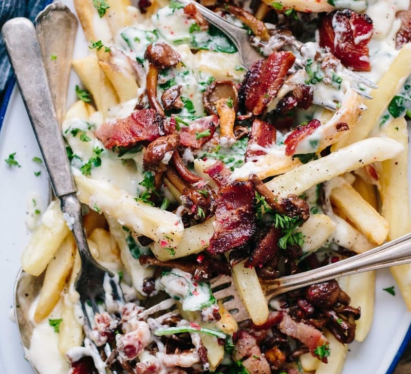 TRUFFLE PARMESAN FRIES