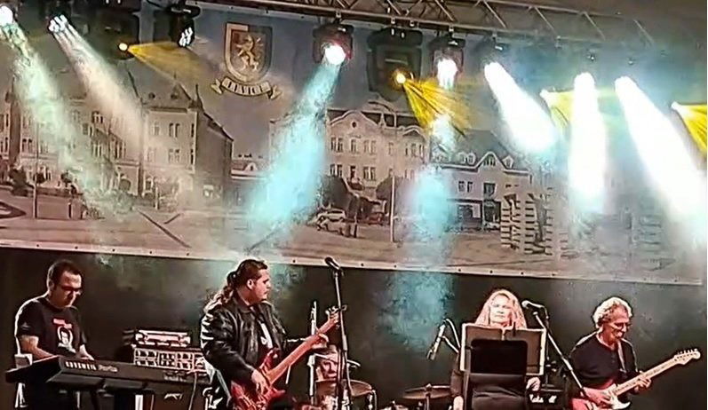 Pianist, Trombonist and Musician