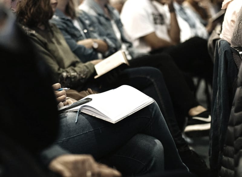 FORMATION Adolescents en situation d'incasabilité  & Pratique concertée