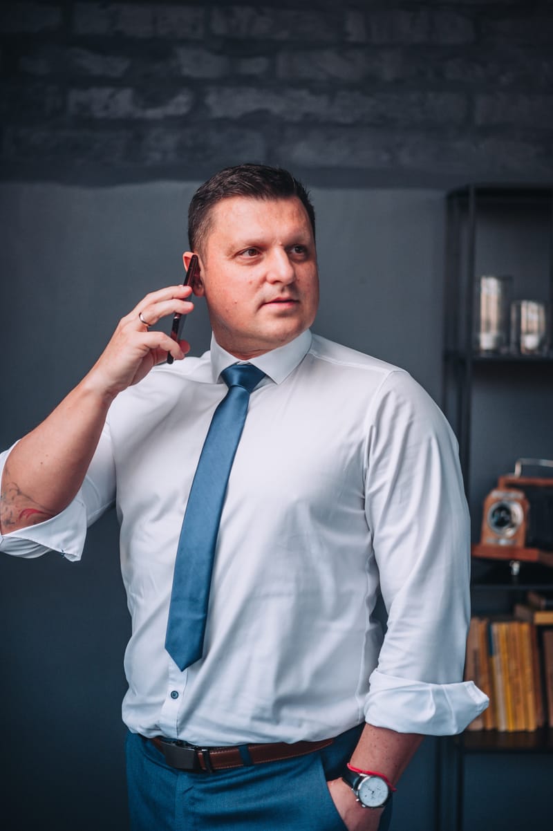 Logistics expert