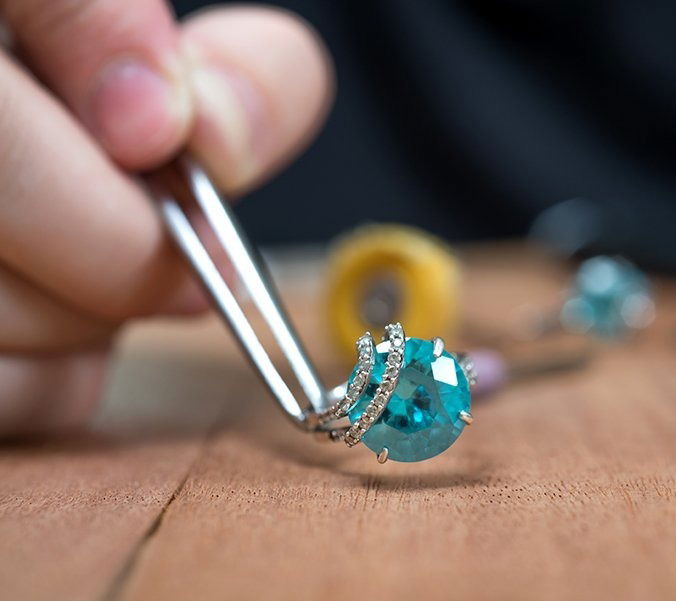 Laboratorio orafo per riparazioni e nuove creazioni