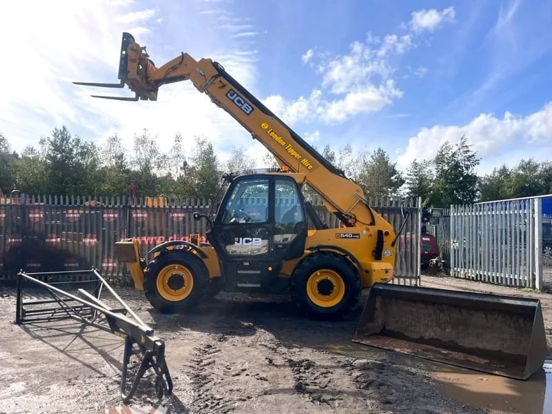 Telehandler Hire