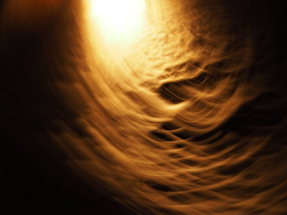 Into the Light / Ins Licht