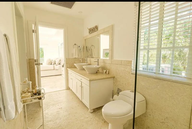 VILLA  EN TORTUGA BAY DE  CUATRO (4) HABITACIONES