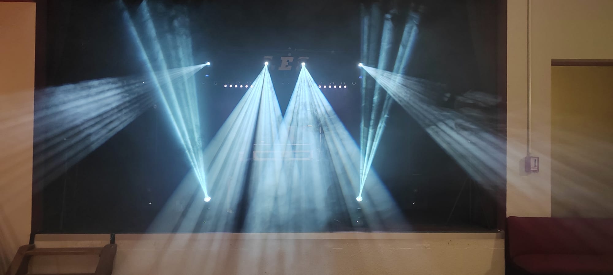 SCENE CONCERT LIVE