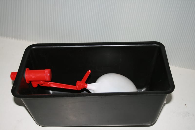 8 literes kétkifolyós víztartály