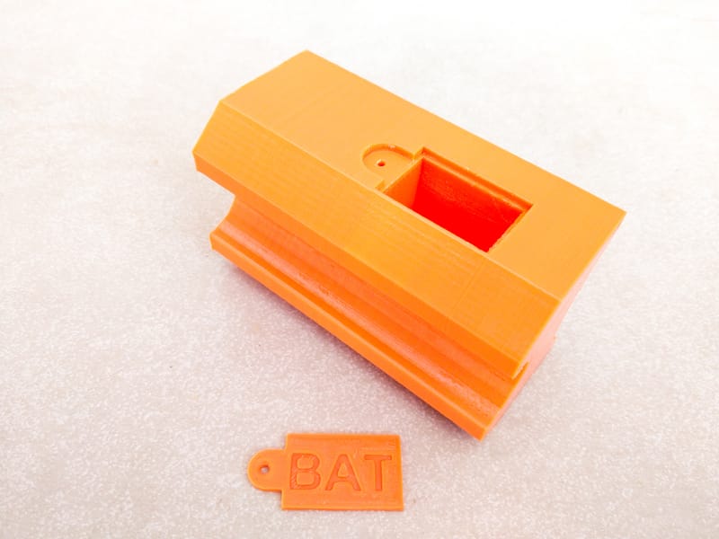 Carenagens e Peça de apoio para DAT (Detector de Média e Alta Tensão)