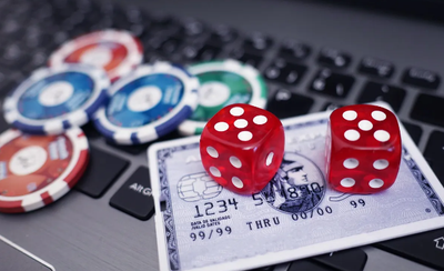 คาสิโนออนไลน์: การนำทางในจักรวาลเกมเสมือนจริง