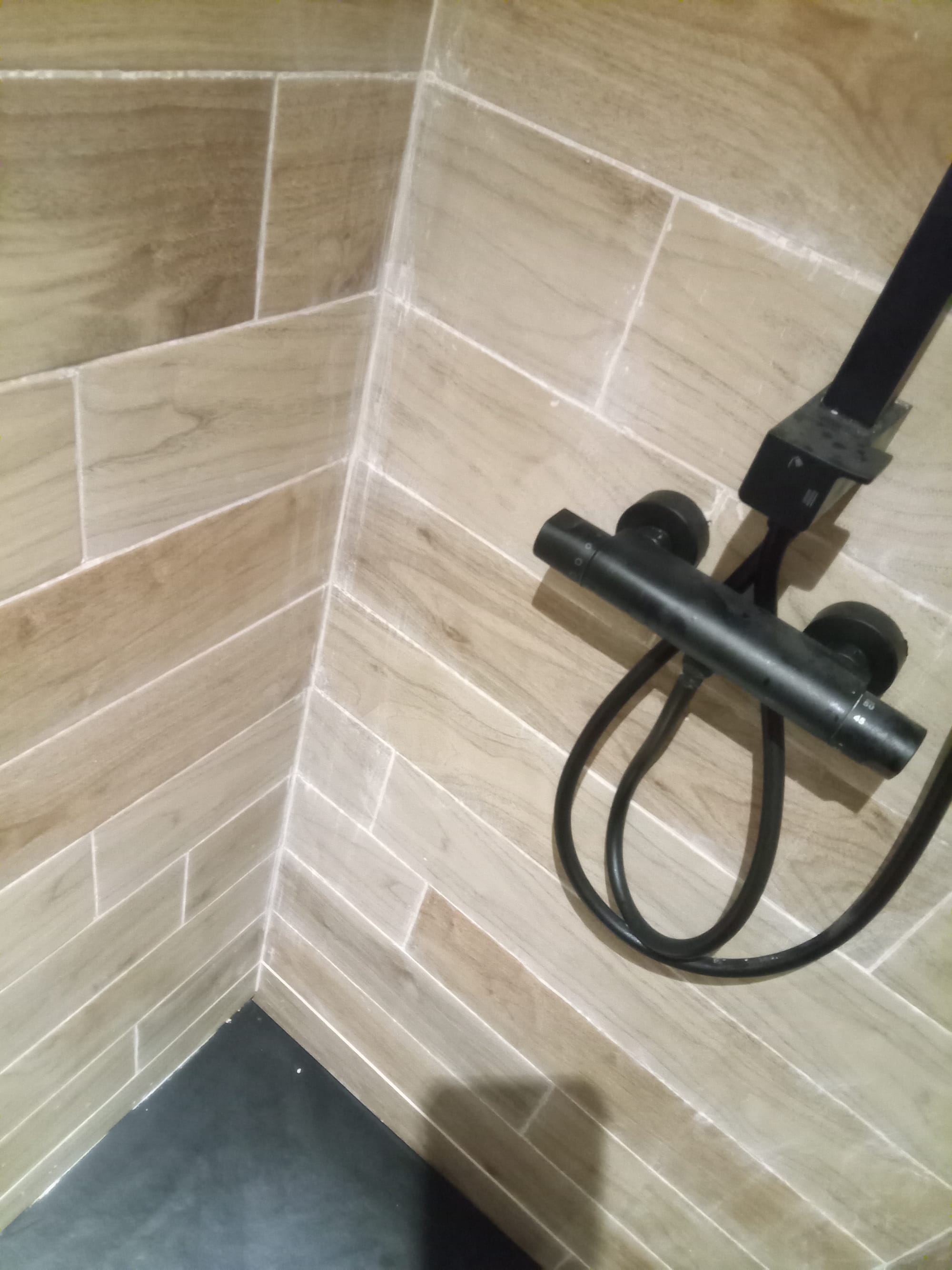 Salle de bain 1 Avant