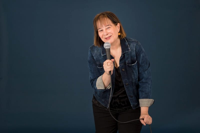 מופע אינטימי