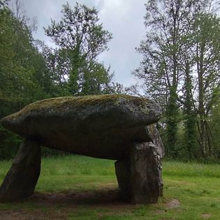 menhirs limoges