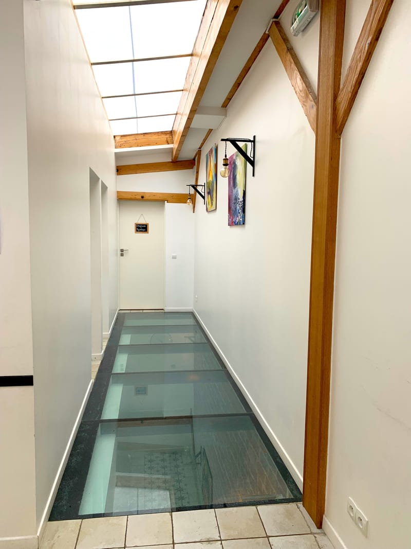 Réalisation d'un ensemble de 10 cabinets médicaux dans un bâtiment des années 40