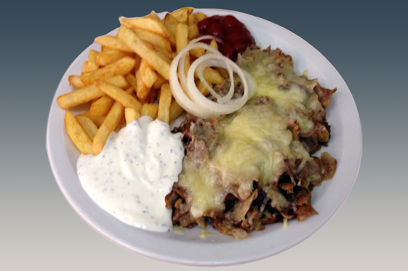 Kebap Teller mit Käse überbacken