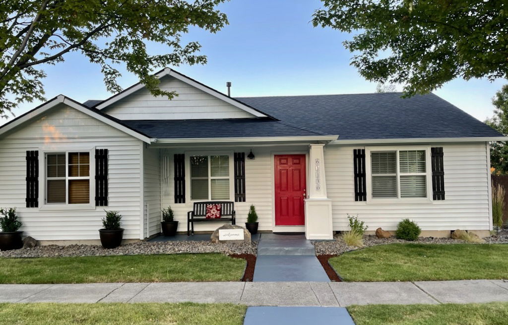 Picture perfect - Picture perfect home in Bend Oregon. Exterior home