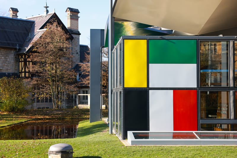 Showcasing the soul of structures, my architecture photography frames the beauty and design in every building.