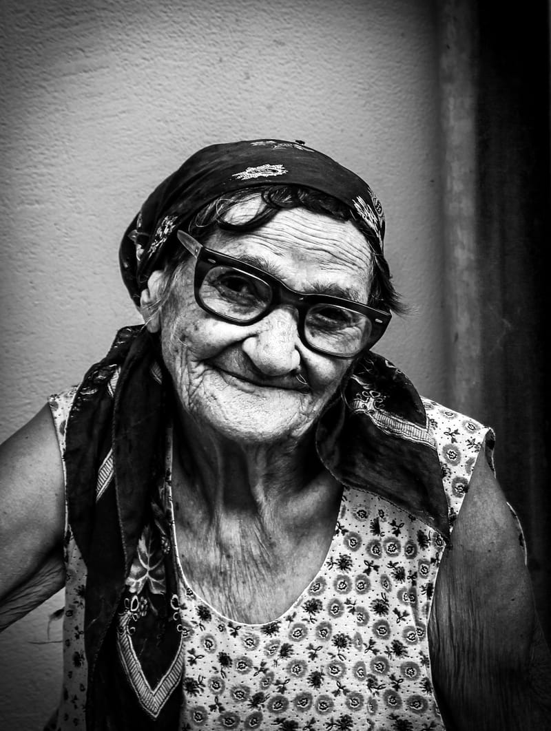 Through my lens, I capture timeless moments, turning them into cherished stories of beauty and emotion.