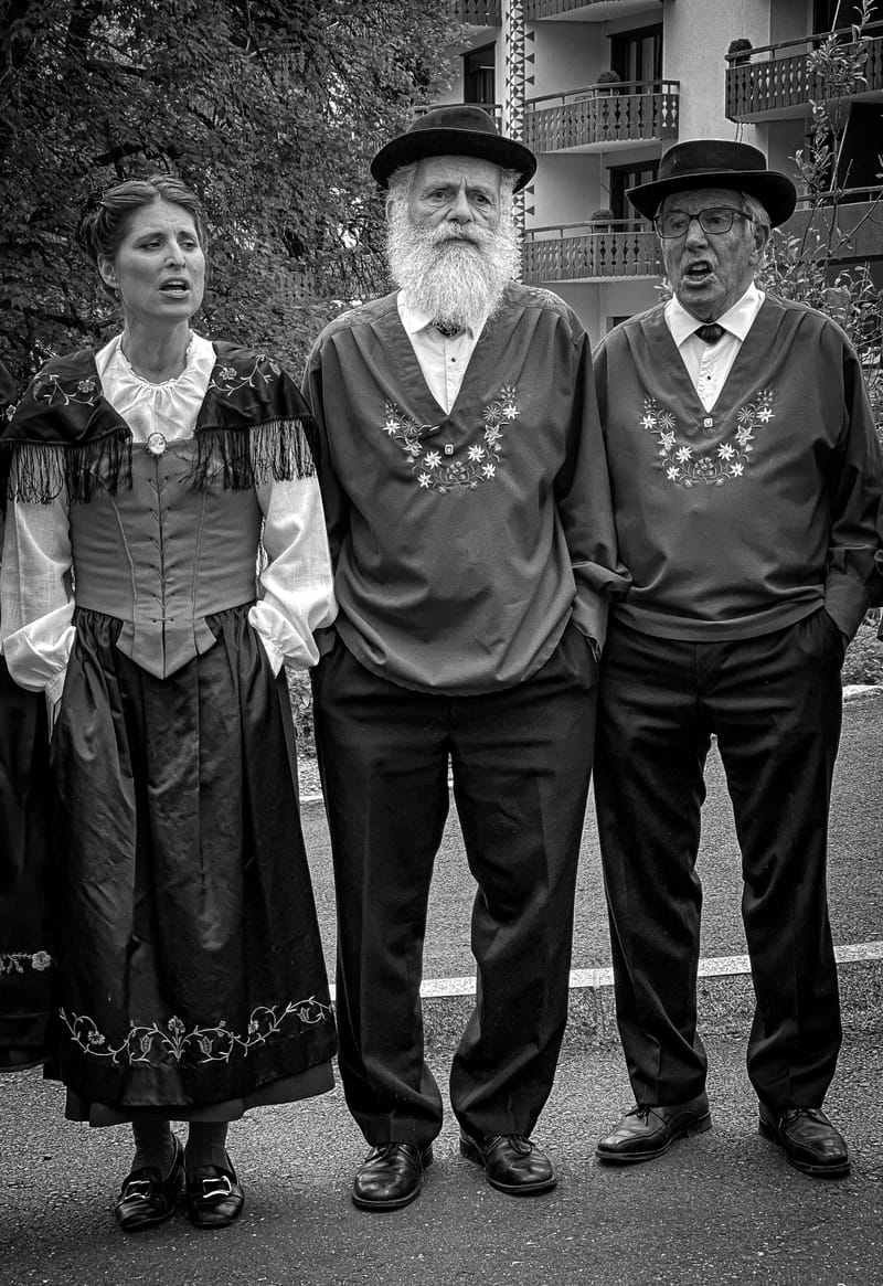 Through my lens, I capture timeless moments, turning them into cherished stories of beauty and emotion.