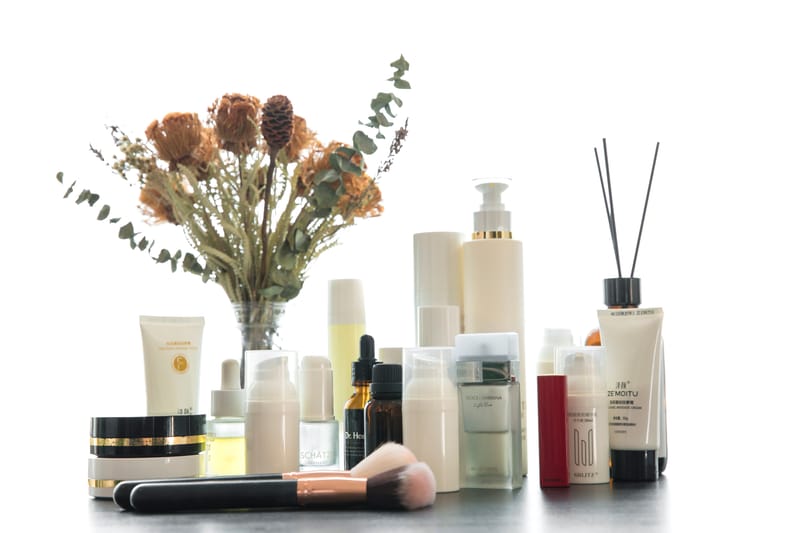 How much do OEM cosmetics generally cost?Are cosmetics OEM costs high?