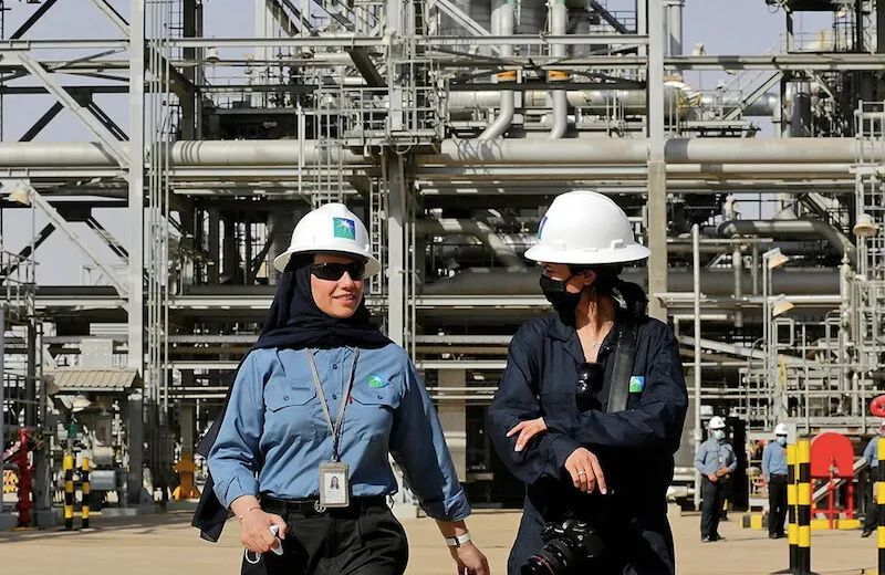 Saudi Arabia's Photovoltaics Open up to China: Four Major Under Construction and Under Construction Photovoltaic Projects