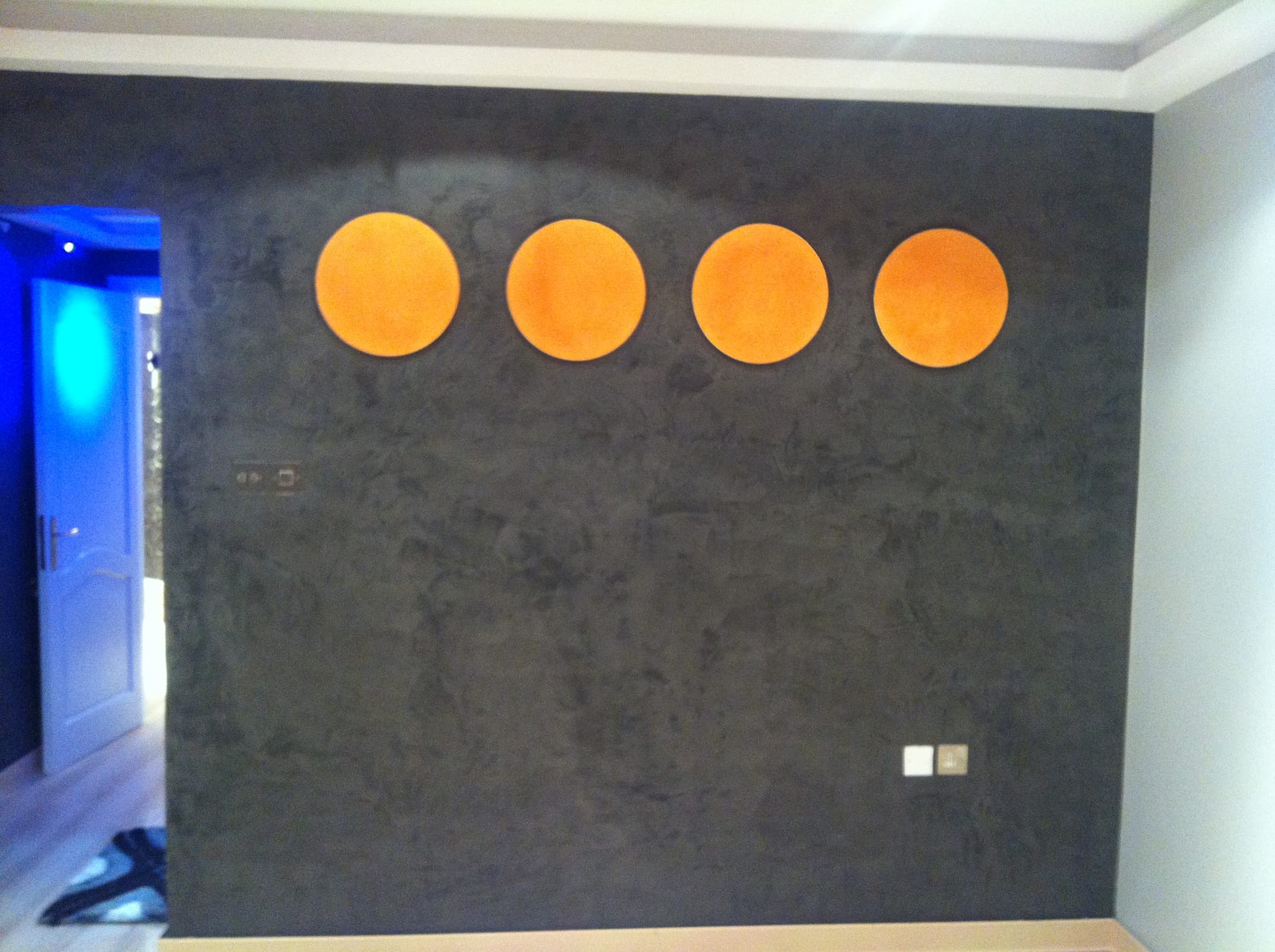 الاصباغ الداخلية