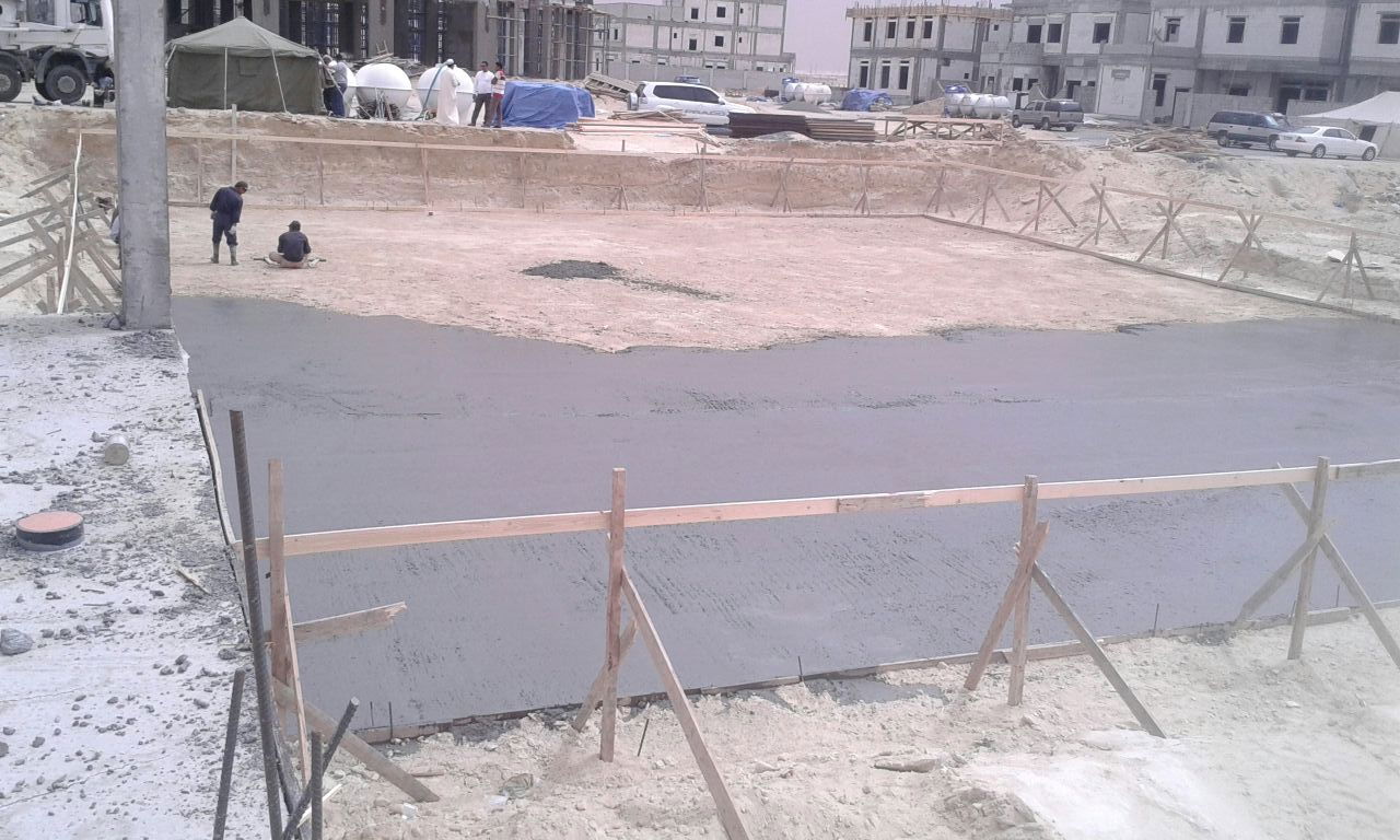 صب الخرسانة العادية