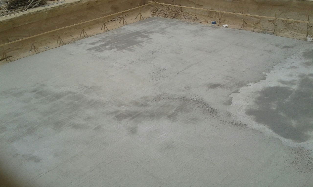 صب الخرسانة العادية