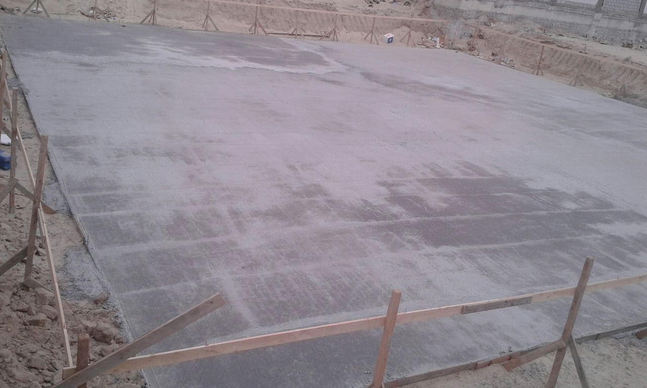 صب الخرسانة العادية