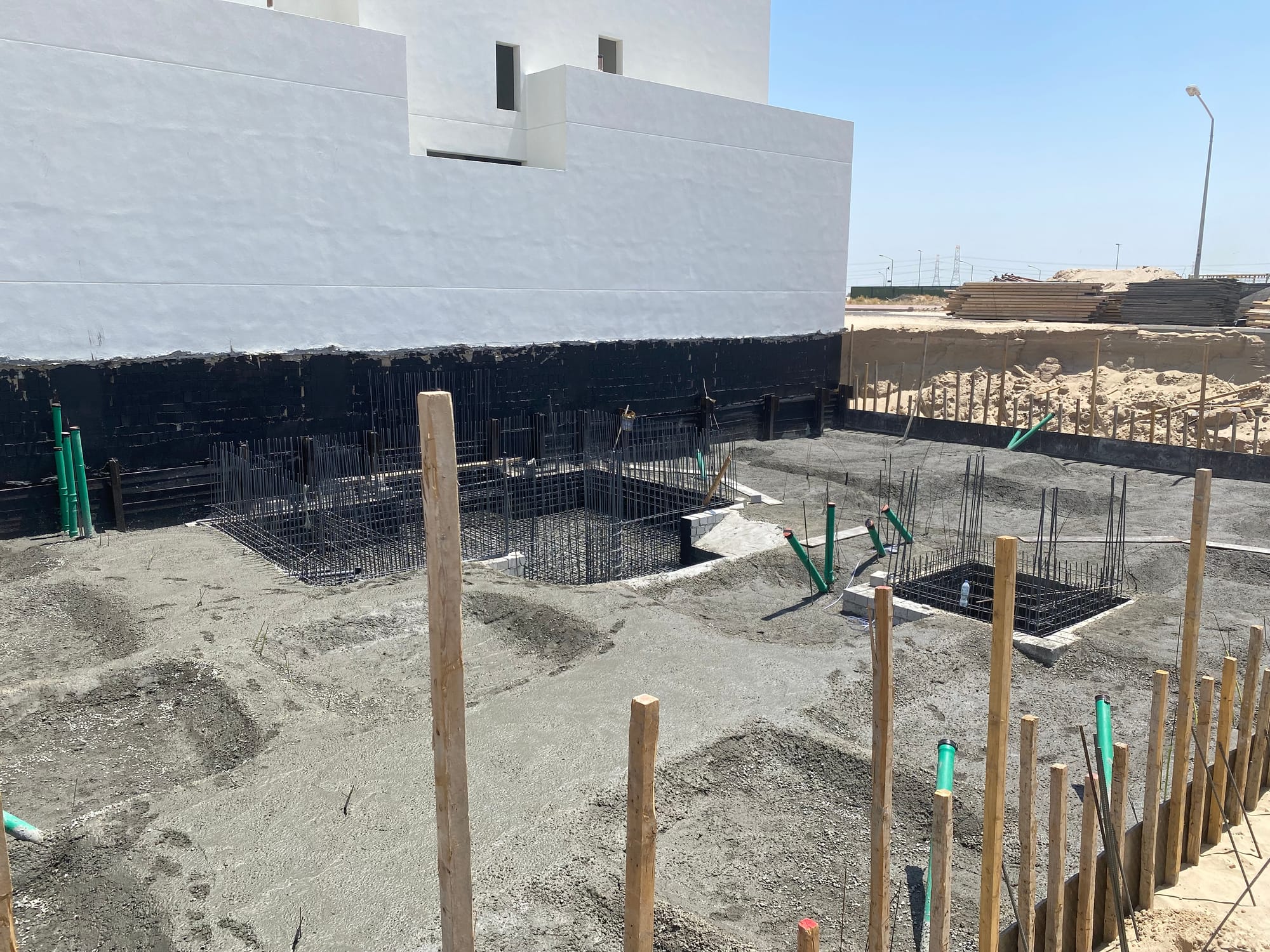 صب الخرسانة العادية