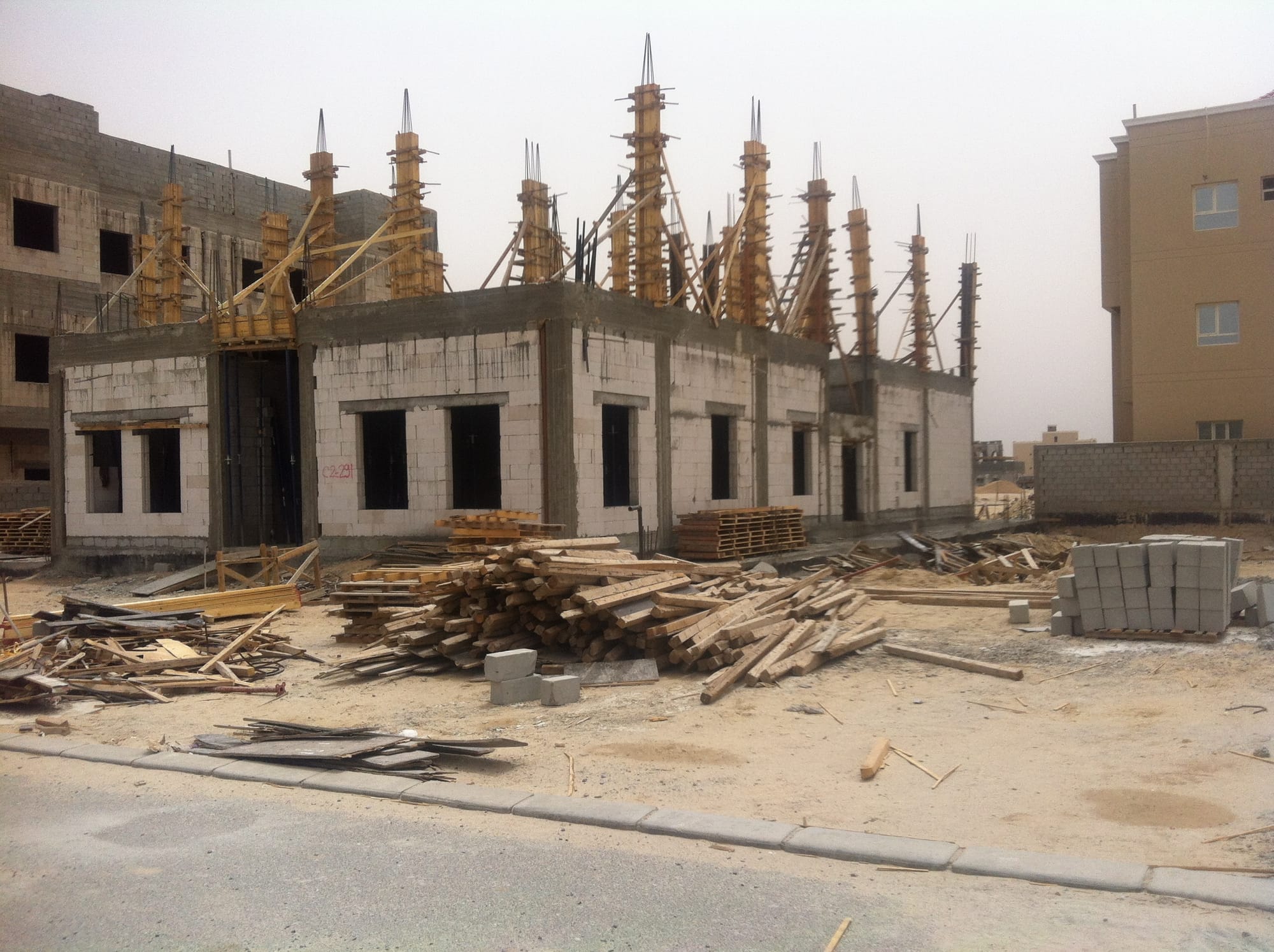 اعمال خرسانية متعددة