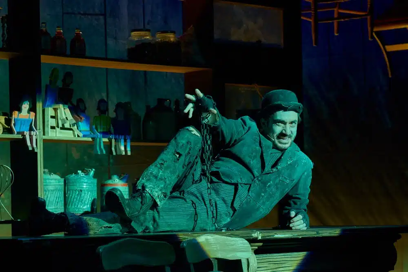 Ghost of Christmas Past coat tails 