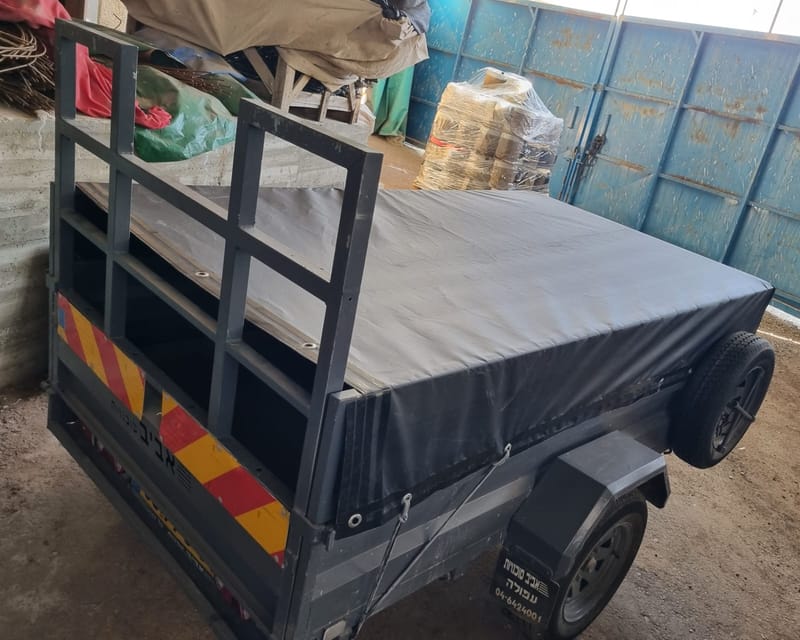 מוצרי ברזנט במגוון צבעים בהתאמה אישית 