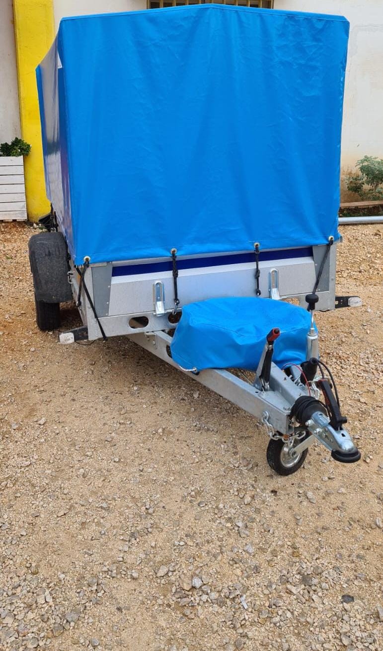 מוצרי ברזנט במגוון צבעים בהתאמה אישית 