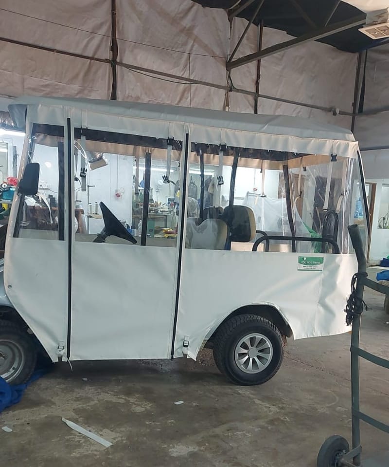 מוצרי ברזנט במגוון צבעים בהתאמה אישית 