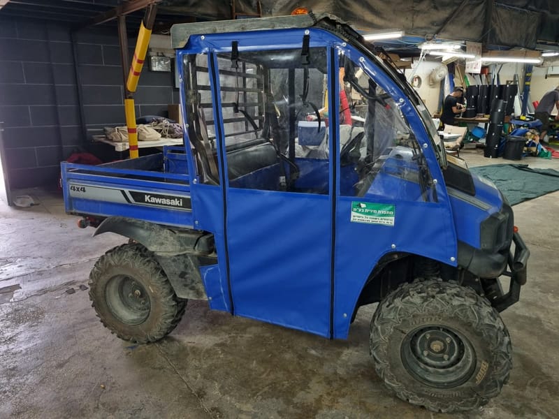 מוצרי ברזנט במגוון צבעים בהתאמה אישית 