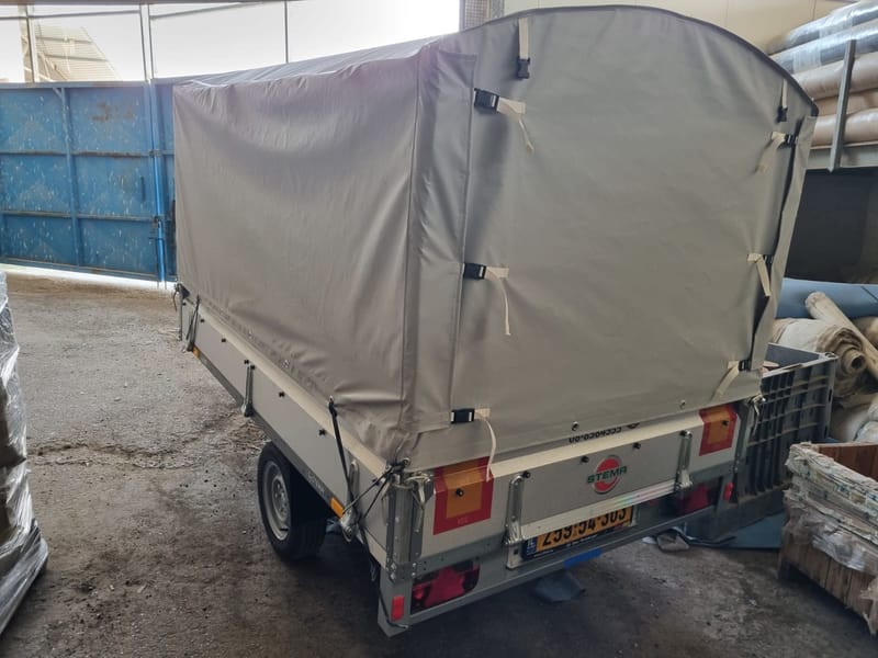 מוצרי ברזנט במגוון צבעים בהתאמה אישית 