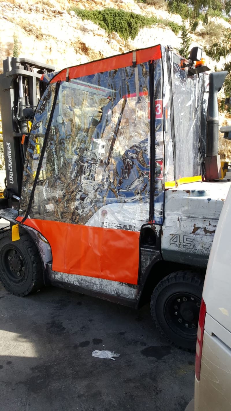 מוצרי ברזנט במגוון צבעים בהתאמה אישית 