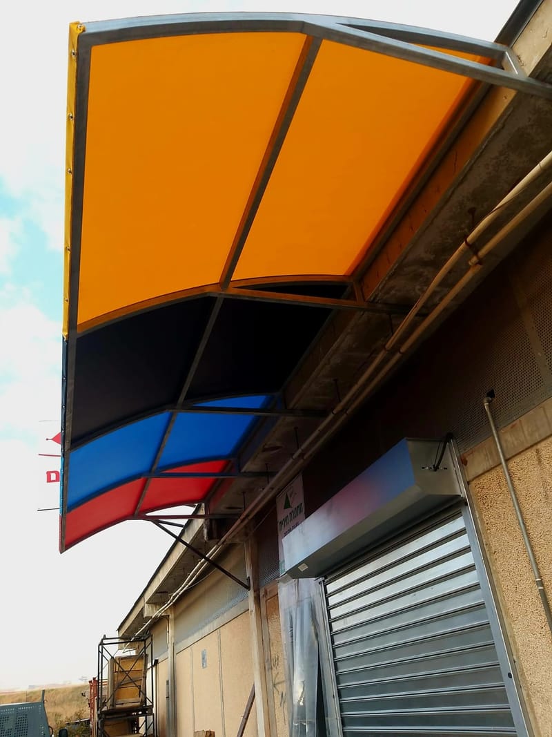 מגוון מוצרי ברזנט לפי דרישה