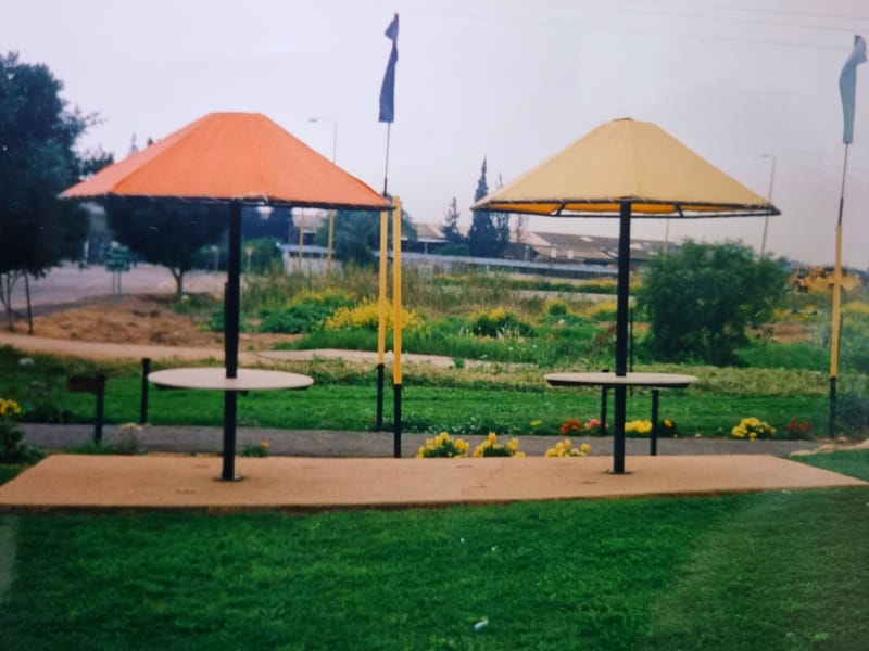 מגוון מוצרי ברזנט לפי דרישה