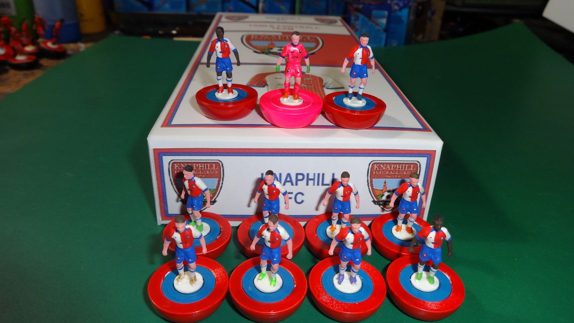 KNAPHILL FC