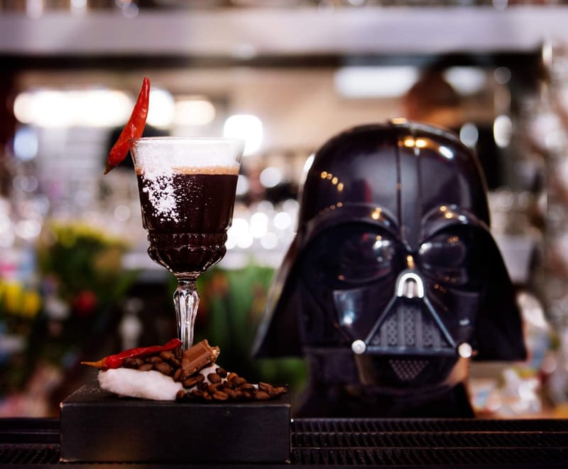 Życie Barmana: Praca w nocy, a sen?