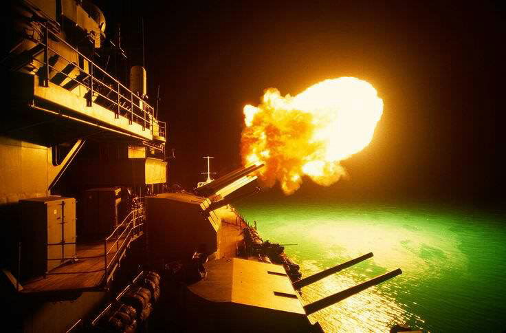 Gulf War 1991 16 in Guns fire at Iraqi