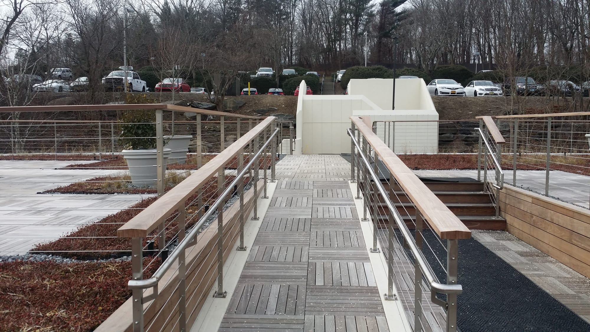 Green Roof System KEE Thermoplastic single ply membrane system.