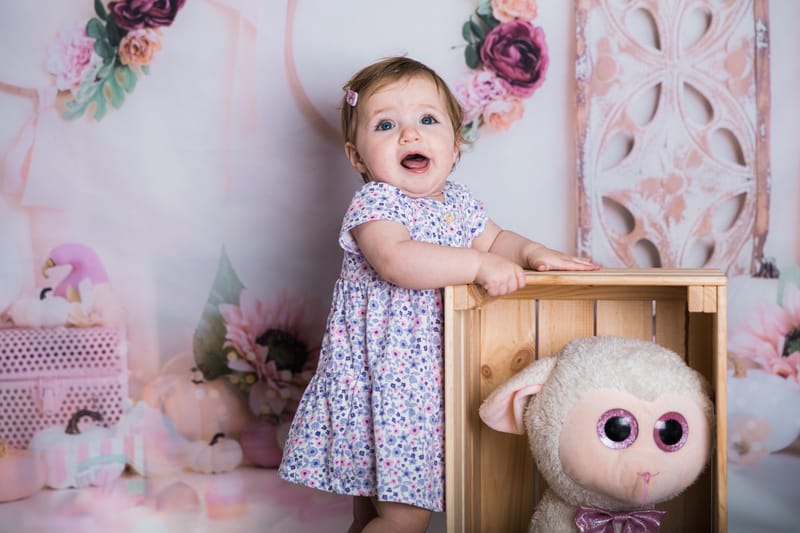 סמאשקייק, קייק סמאש או פשוט צילומי גיל שנה  רגעים מתוקים מחגיגת יום הולדת הראשונה של הבייבי.