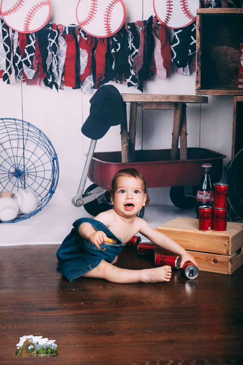 סמאשקייק, קייק סמאש או פשוט צילומי גיל שנה  רגעים מתוקים מחגיגת יום הולדת הראשונה של הבייבי.