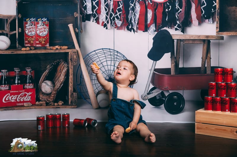 סמאשקייק, קייק סמאש או פשוט צילומי גיל שנה  רגעים מתוקים מחגיגת יום הולדת הראשונה של הבייבי.